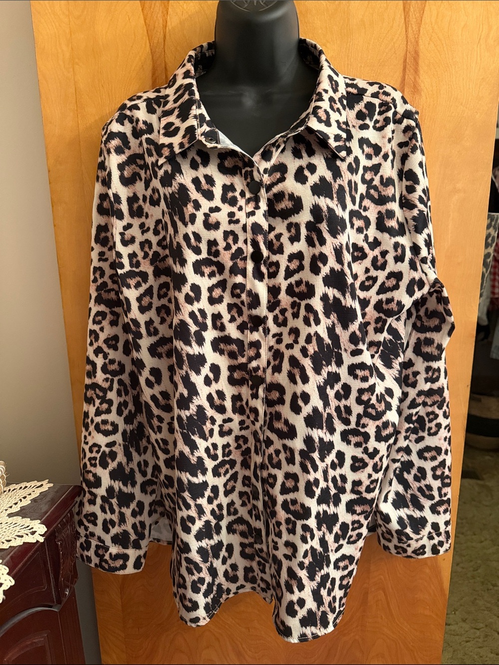 She + Sky Leopard Print Button-Up Blouse - Black & Cream